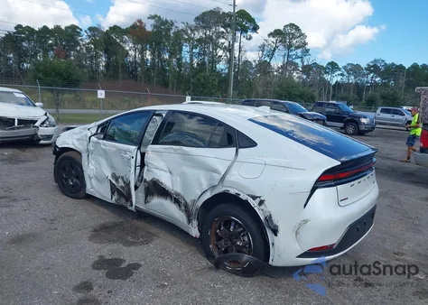 2025 Toyota Prius Le z USA, uszkodzony, nr VIN JTDACAAU4S3052445